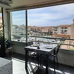 Charmant T2 Vue Marina Plages A Pied